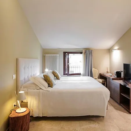 Bed & Breakfast Tenuta San Masseo - Boutique Farm & Assisi