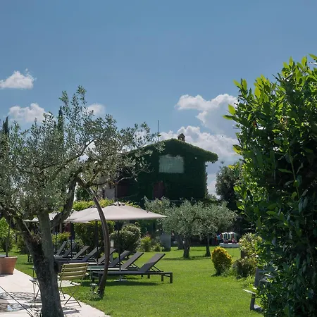 Bed & Breakfast Tenuta San Masseo - Boutique Farm &